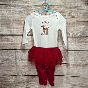 🆕 Carters Festive Baby Onesie with Red Tutu Pants size 3-6 months